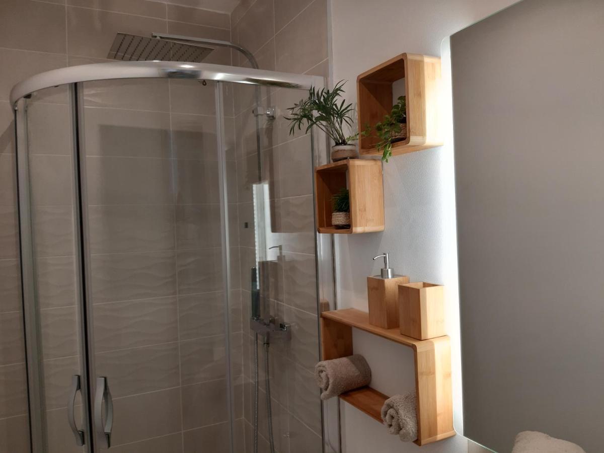 La Casita Serignanaise - Apt T2 - Clim - Jardin Panzió Kültér fotó